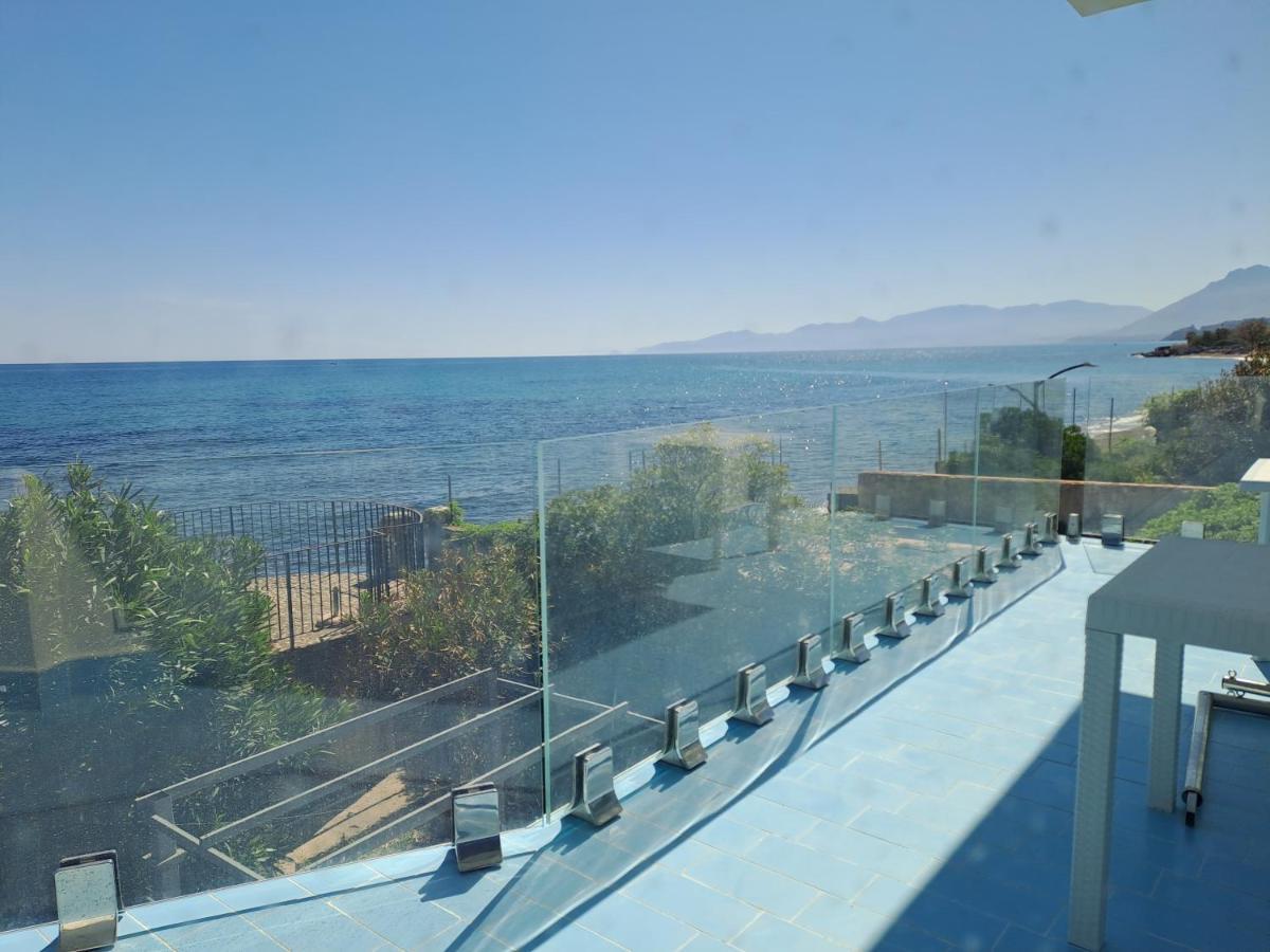 Blue Life, Sea-Luxury Rooms On The Beach Between Palermo And Cefalu' 카스텔다치아 외부 사진