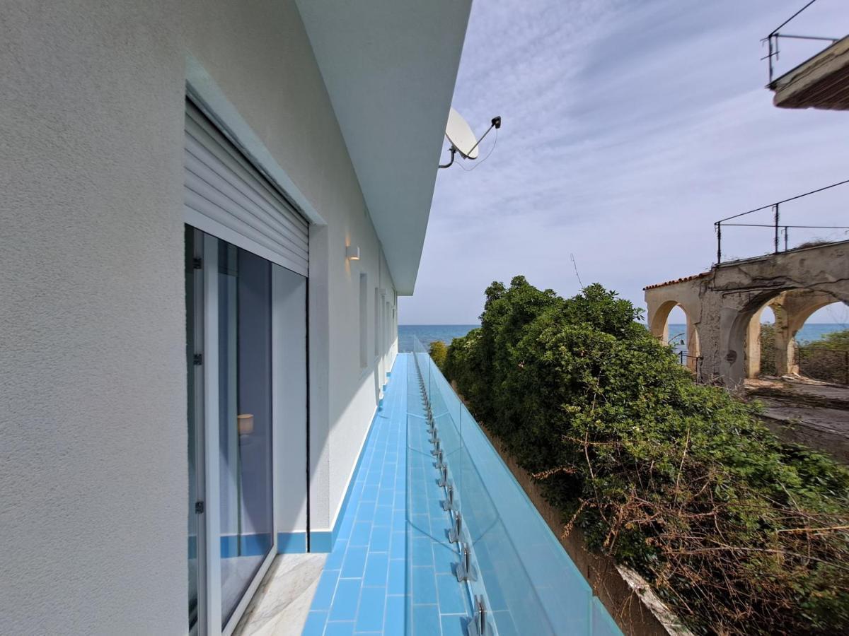 Blue Life, Sea-Luxury Rooms On The Beach Between Palermo And Cefalu' 카스텔다치아 외부 사진