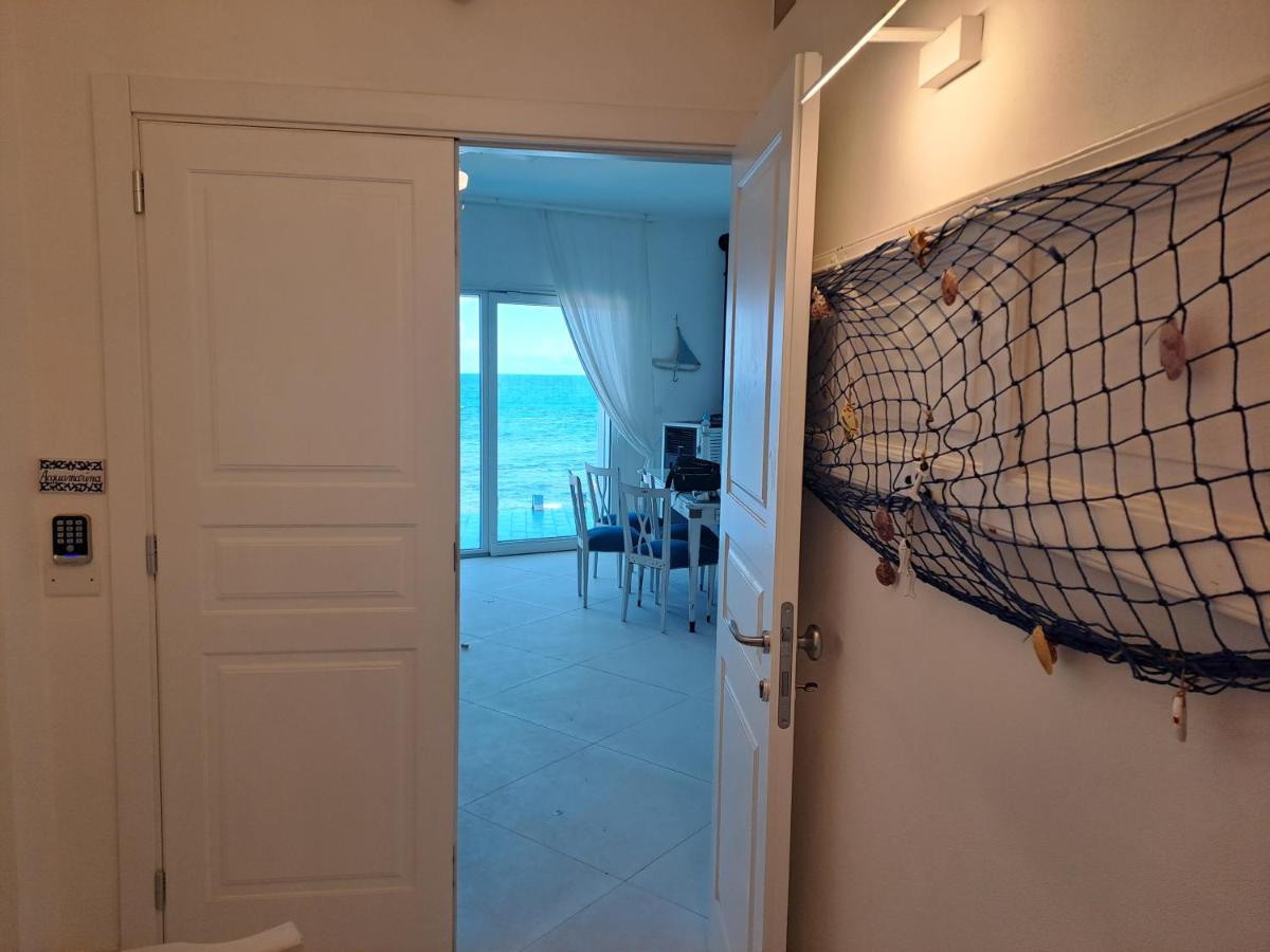 Blue Life, Sea-Luxury Rooms On The Beach Between Palermo And Cefalu' 카스텔다치아 외부 사진
