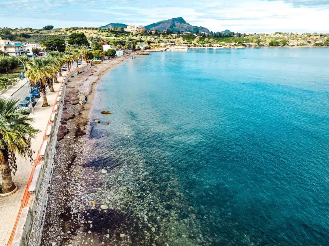 Blue Life, Sea-Luxury Rooms On The Beach Between Palermo And Cefalu' 카스텔다치아 외부 사진