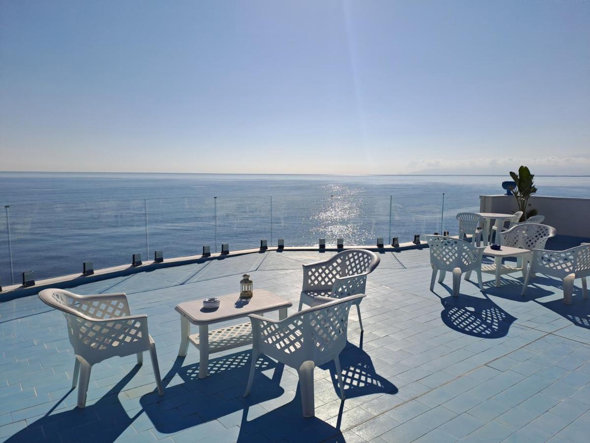 Blue Life, Sea-Luxury Rooms On The Beach Between Palermo And Cefalu' 카스텔다치아 외부 사진