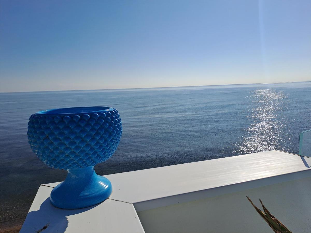 Blue Life, Sea-Luxury Rooms On The Beach Between Palermo And Cefalu' 카스텔다치아 외부 사진