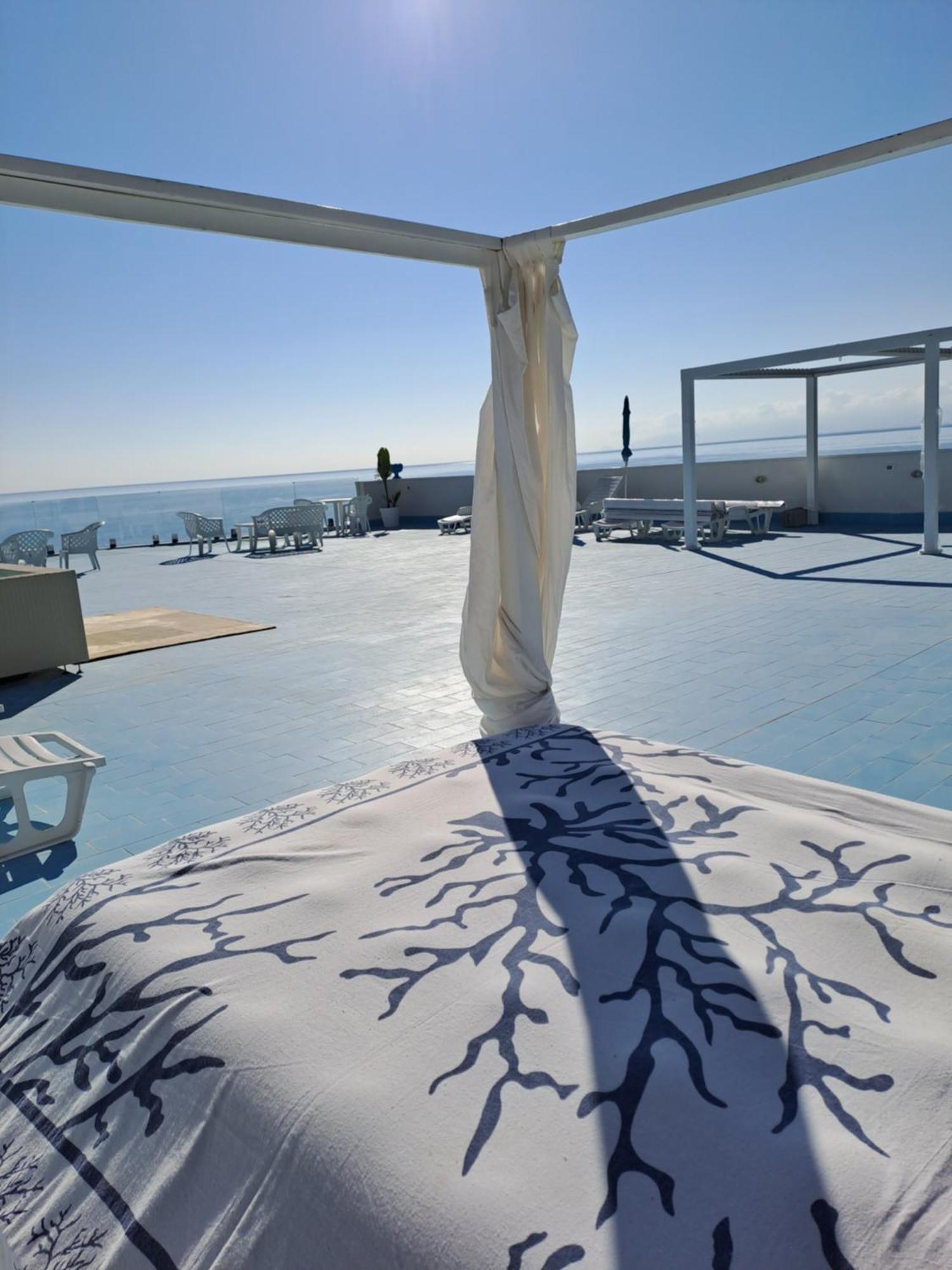 Blue Life, Sea-Luxury Rooms On The Beach Between Palermo And Cefalu' 카스텔다치아 외부 사진