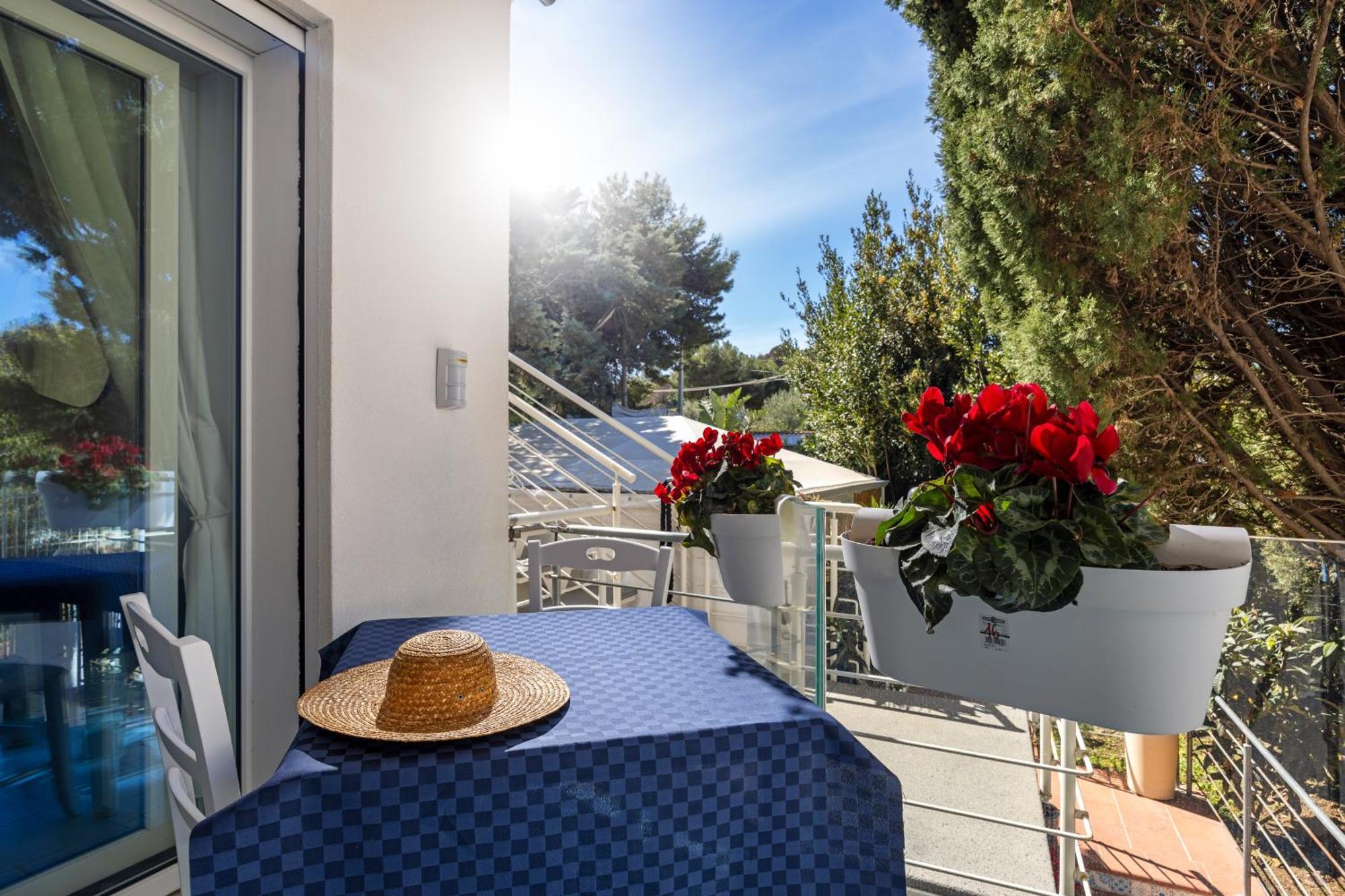 Blue Life, Sea-Luxury Rooms On The Beach Between Palermo And Cefalu' 카스텔다치아 객실 사진