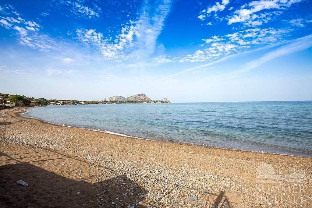 Blue Life, Sea-Luxury Rooms On The Beach Between Palermo And Cefalu' 카스텔다치아 외부 사진