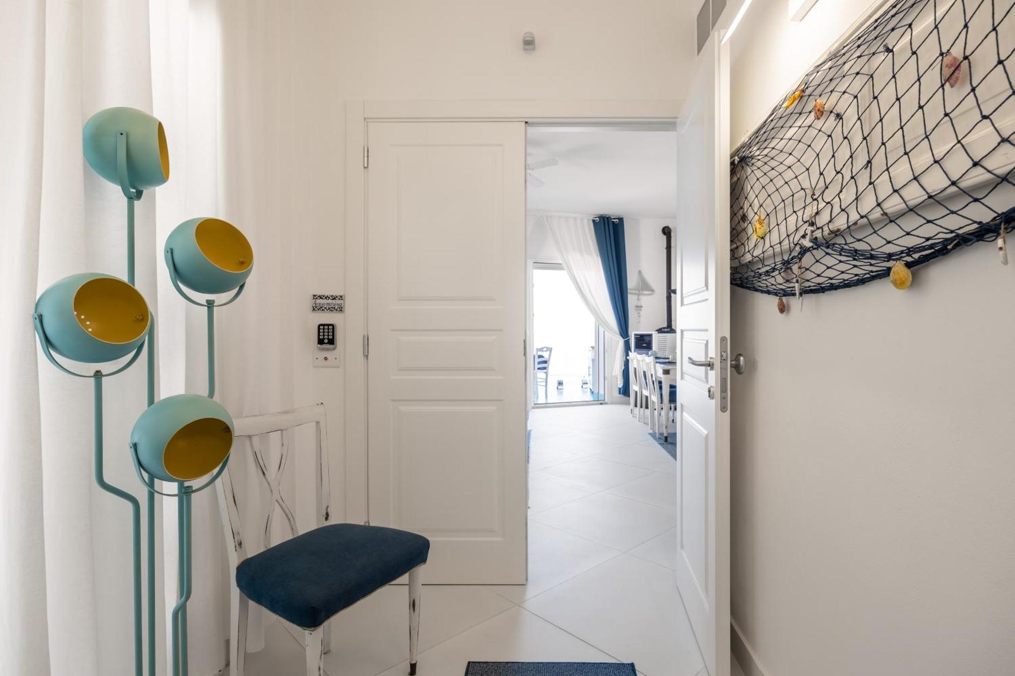 Blue Life, Sea-Luxury Rooms On The Beach Between Palermo And Cefalu' 카스텔다치아 외부 사진